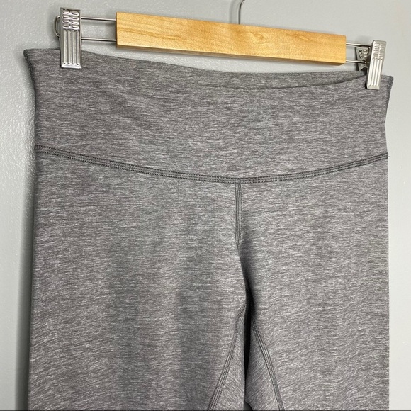 LULULEMON Heathered Slate Wunder Under Crop III - Picture 2 of 7